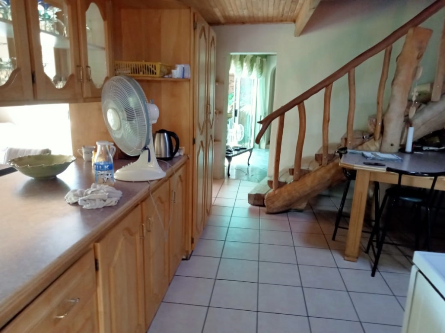 4 Bedroom Property for Sale in Heilbron Free State